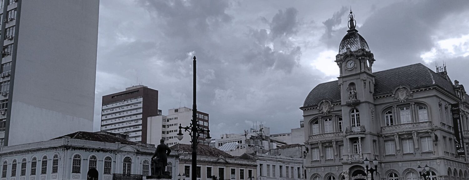 Hello, Kindred of Curitiba! Welcome to Vampiro Blogueirinho